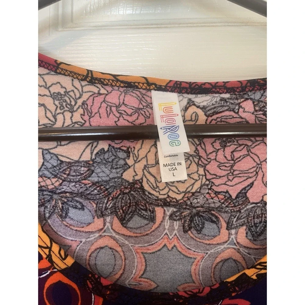 Lularoe NWT Large Classic T with Colorful Floral Pattern Set of 2 Short Sleeve L - Picture 2 of 6
